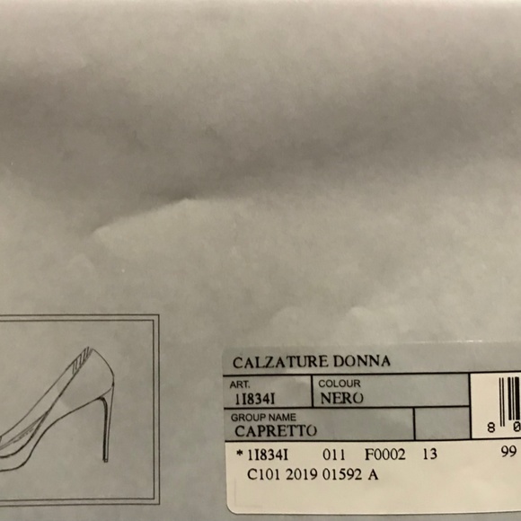 Prada Black Pumps, Size 40 - Picture 3 of 6